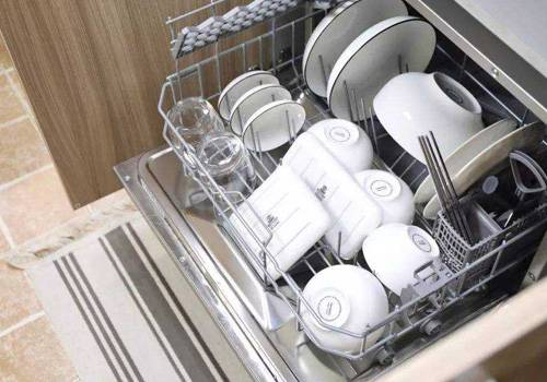 洗碗机漏水是什么原因？这几个原因在“作祟”