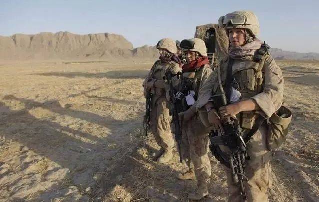 美国为什么打阿富汗