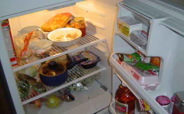 冰箱有异味怎么去除