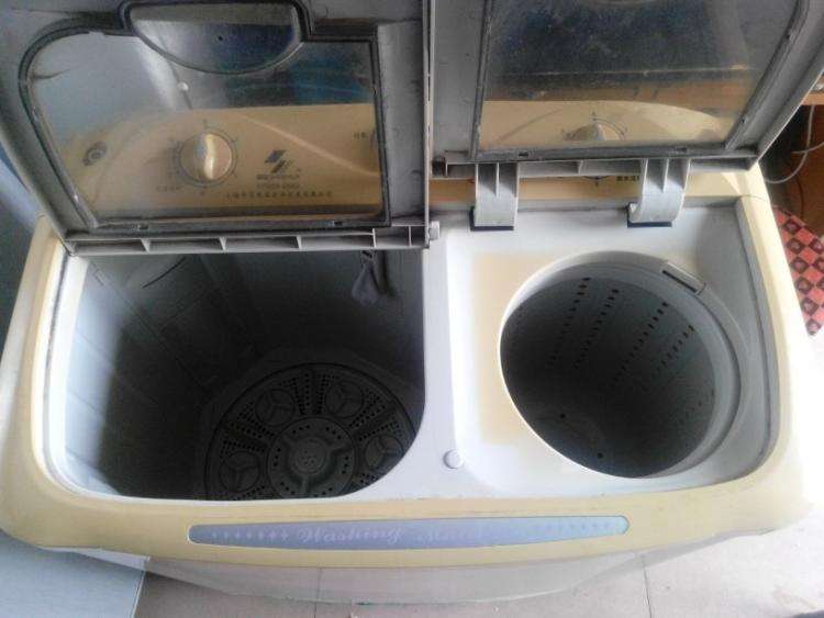洗衣机电机盖怎么拆开